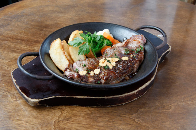 Opinii despre ヴィーナスカフェ în 鎌倉市 - 飲食業