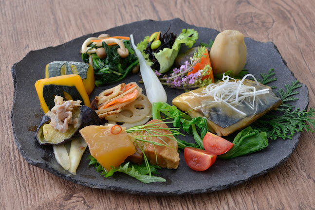 お惣菜じゃがいも ＿ 淡路店 - 大阪市