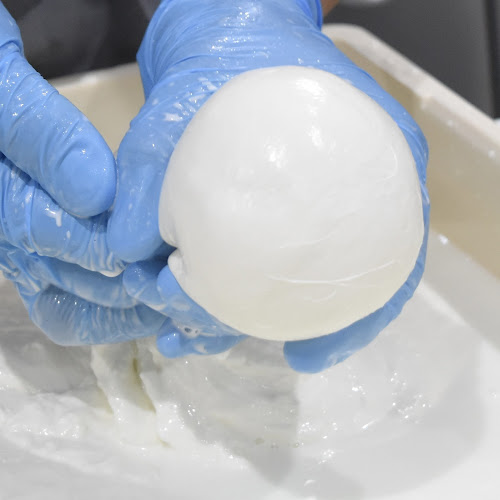 Opinii despre 街のピザ屋さん în 横浜市 - 飲食業