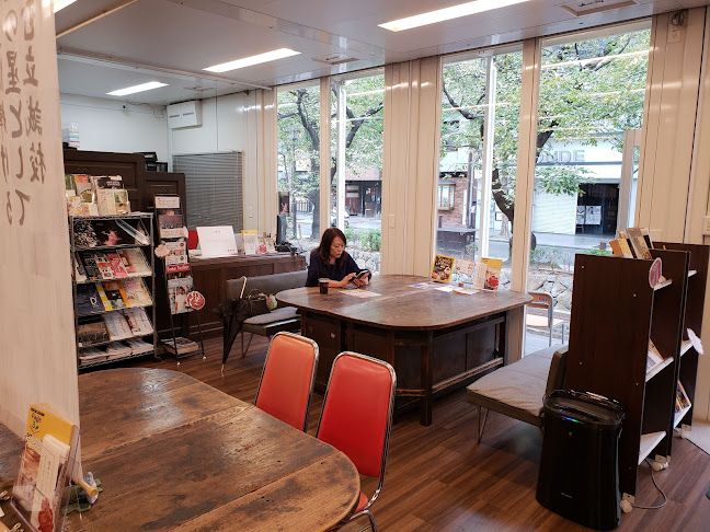 〒604-8023 京都府京都市中京区備前島町３１０−２