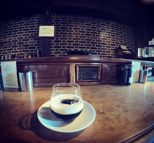 〒710-0054 岡山県倉敷市本町４−１