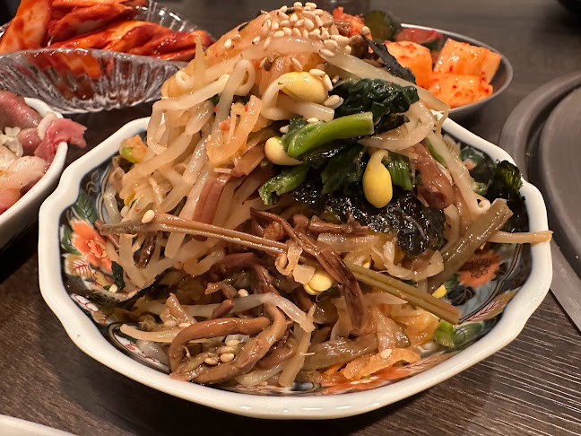 焼肉ホルモンまるよし精肉店 天六店