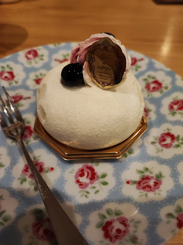 Comentarii opinii despre ラトリエ ドゥ アンティーク