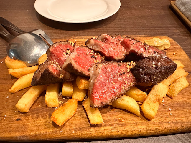 Opinii despre ビストロ デ シュナパン în 大阪市 - 飲食業