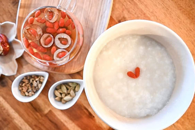 Comentarii opinii despre 薬膳cayucafe/福岡六本松のお粥カフェ porridge cafe fukuoka