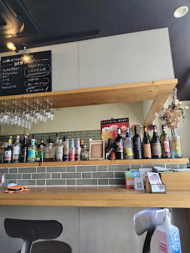 〒790-0921 愛媛県松山市福音寺町３６−５ フルール・ドウ・松山