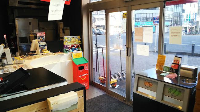 Opinii despre マクドナルド 池下店 în 名古屋市 - 飲食業