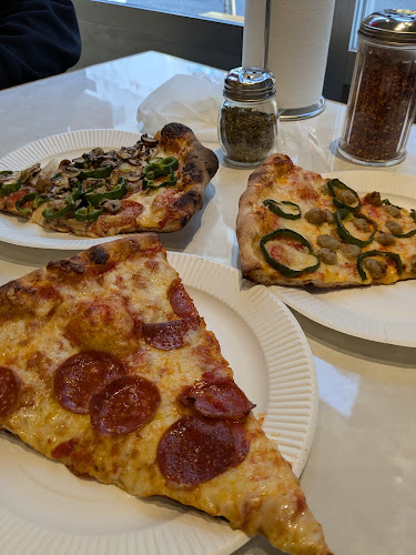 The Pizza Tokyo Hiroo