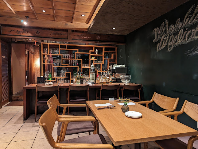 〒604-0042 京都府京都市中京区西洞院通御池上ル押西洞院町610番地