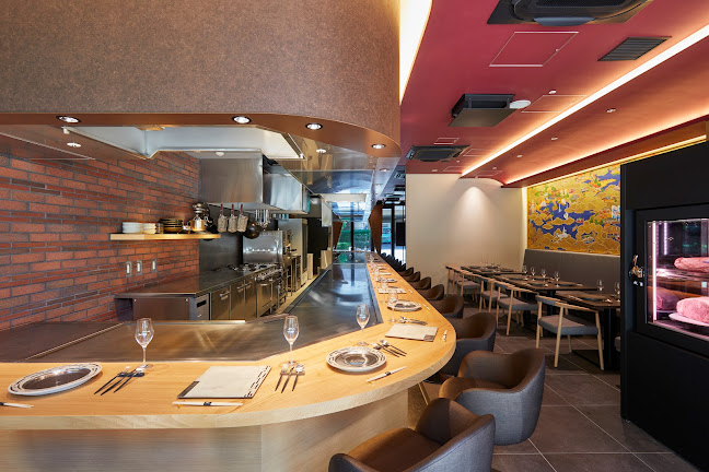 ニュー松坂 西宮北口店