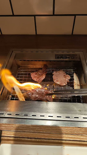焼肉ライク 新宿西口店 - 飲食業