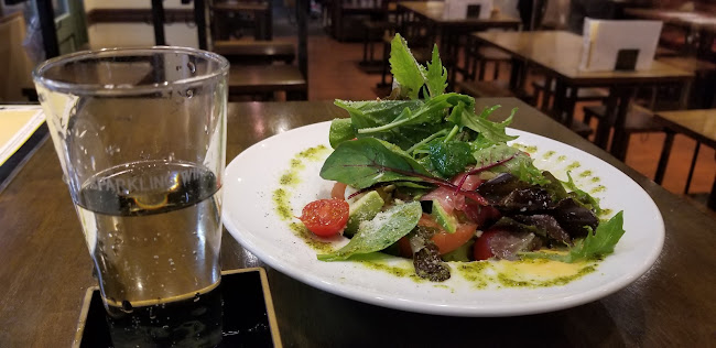 〒670-0914 兵庫県姫路市豆腐町２２２ ピオレ姫路 ごちそう館 1F