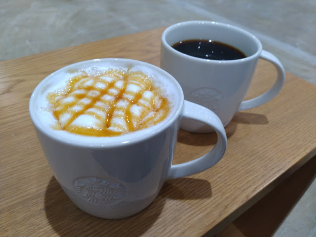 Comentarii opinii despre スターバックス コーヒー 直江津店