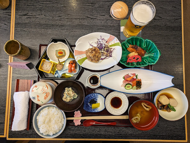 Opinii despre 秋田車屋 日本料理 în 秋田市 - 飲食業