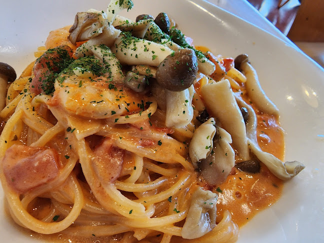 GIOカフェ仙台大和町店 - 飲食業