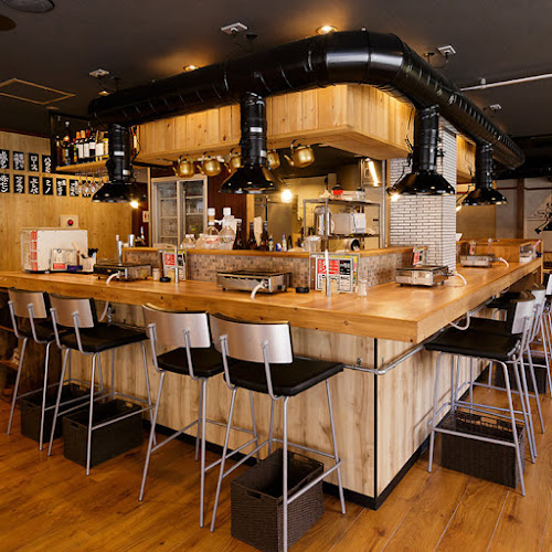 〒573-0032 大阪府枚方市岡東町２２−１