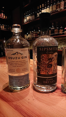 Comentarii opinii despre Bar 風木（バー カゼキ）恵比寿 シガー＆ウイスキー