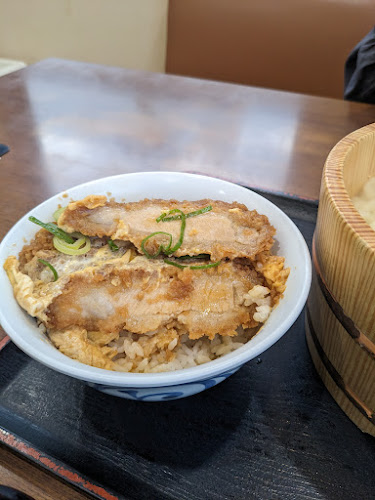 Opinii despre 鳴門うどんやまなみ店 în 別府市 - 飲食業