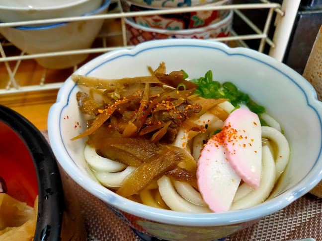 〒790-0813 愛媛県松山市萱町１丁目２−６