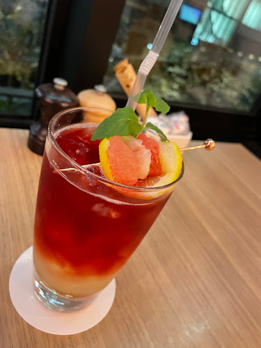 サラベス 東京店