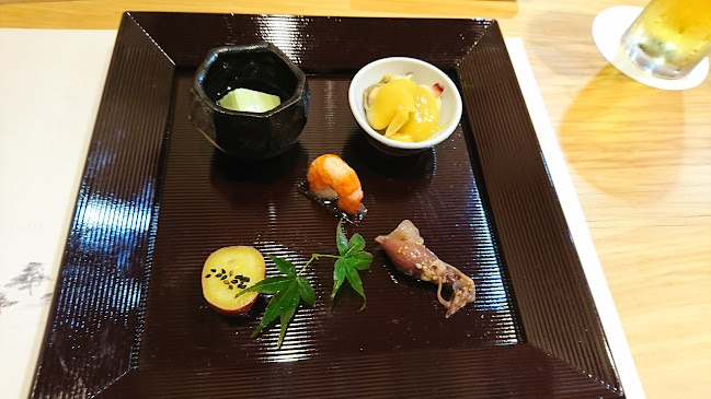 〒110-0005 東京都台東区上野３丁目１５−７ 寿ビル