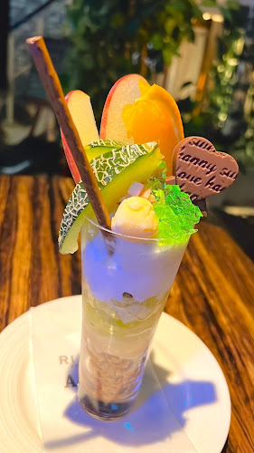 アミューズメントバー アクア・ドロップ