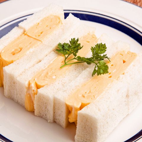 Comentarii opinii despre 銀座珈琲店 銀座数寄屋橋店