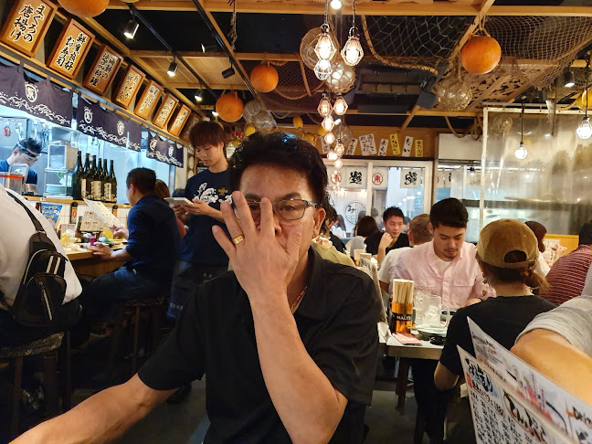 Opinii despre 東通りまぐろセンター în 大阪市 - 飲食業