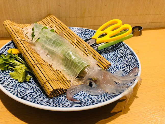 〒812-0035 福岡県福岡市博多区中呉服町９−１２