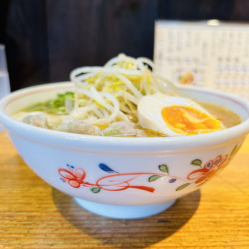 Comentarii opinii despre 支那そば 二朗麺