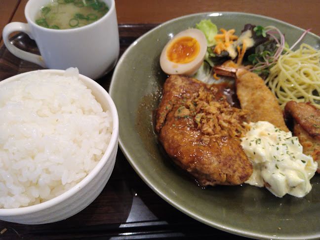 Opinii despre Cafe&ごはん まちゃキッチン în 寝屋川市 - 飲食業