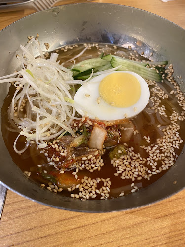 かみむら牧場 船橋宮本店 - 飲食業