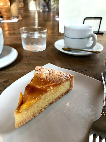 〒060-0061 北海道札幌市中央区南１条西１２丁目４−１８２ AS ビル 1F