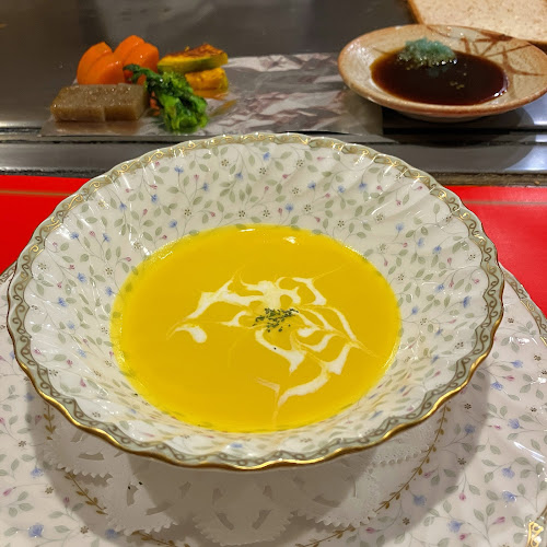 〒760-0040 香川県高松市片原町１−１１