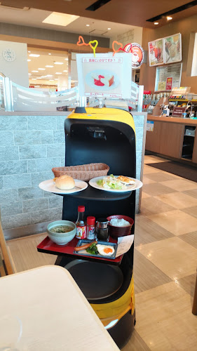 〒901-2227 沖縄県宜野湾市宇地泊５５８−１０