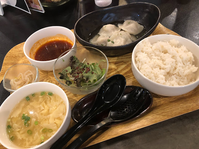 Comentarii opinii despre 揚げたて串揚げと焼き鳥 大衆串横丁てっちゃん キラリス函館駅前店