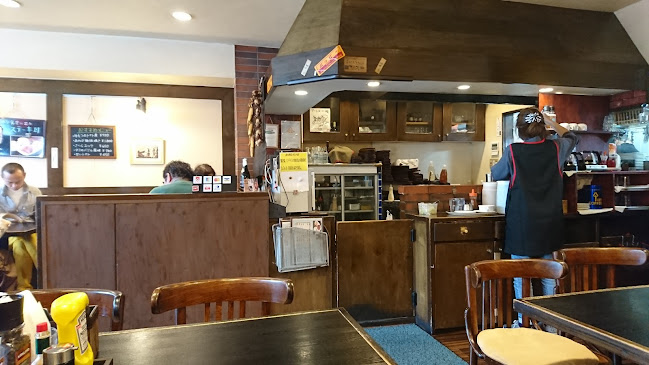 〒410-0836 静岡県沼津市吉田町２５−１８