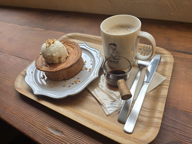 〒604-8115 京都府京都市中京区蛸薬師通堺町西入雁金町373番地 みよいビル 1階