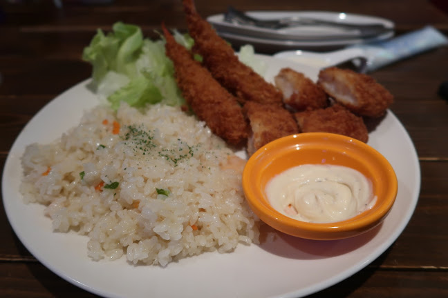 Comentarii opinii despre スポーツバー ファントム