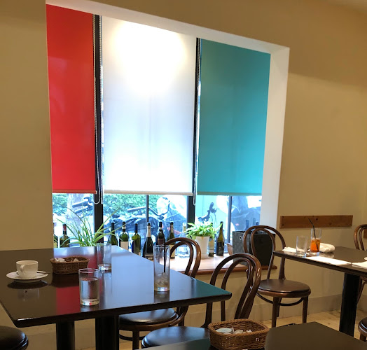 Opinii despre お肉とワイン トラットリア レ・ポルテ în 大田区 - 飲食業