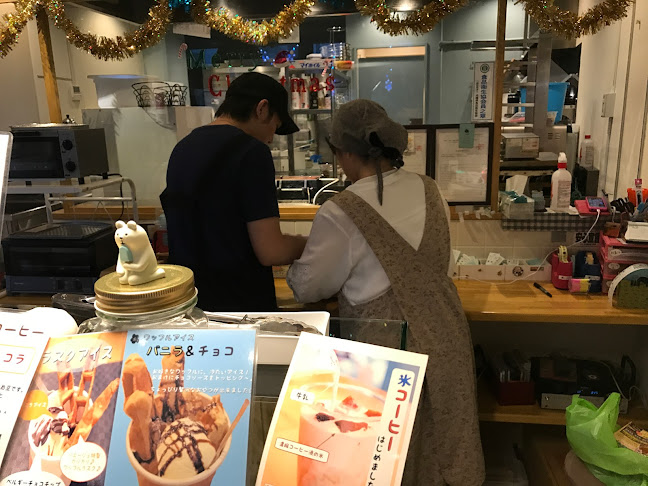 WAFU WAFU WAFFLE LIEGE(リエージュ) - 飲食業