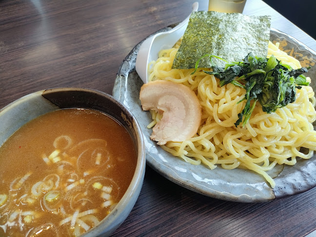 横浜家系ラーメン厚木インター魂心家 - 厚木市