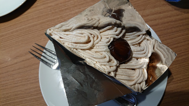 カフェ青山 岡山本店 - 飲食業