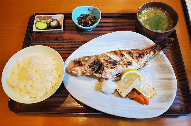 海鮮炉端と寿司 やよい - 春日部市