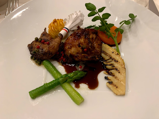 Opinii despre ボワ エ デュポン în 高松市 - 飲食業