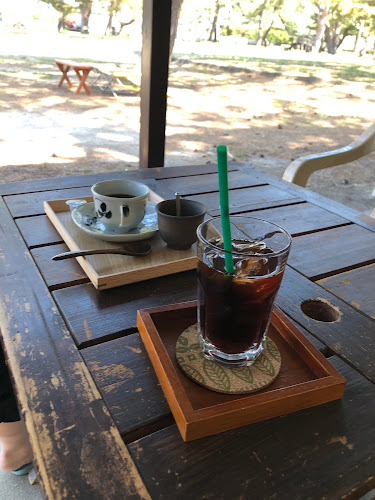 カフェ グリューン - 飲食業