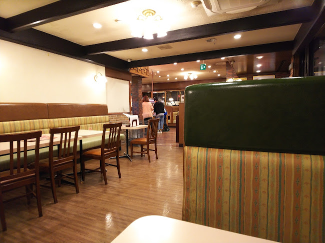 ヴィクトリアステーション 厚別店 - 札幌市