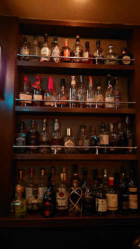 〒105-0004 東京都港区新橋２丁目１５−１７