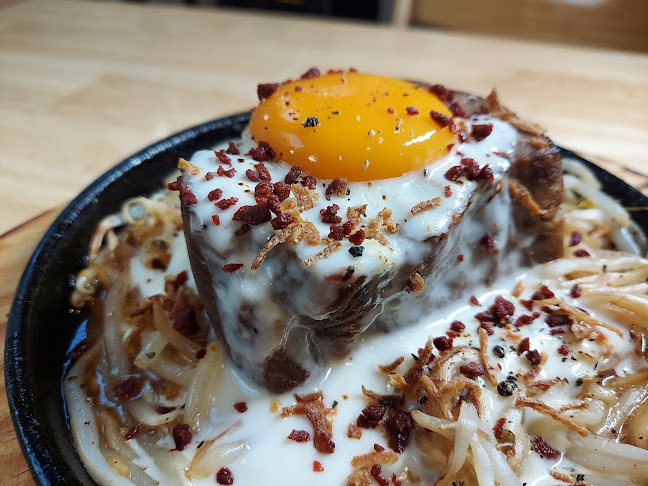 Opinii despre PorcoRosso すんごいトンテキの店 în 池田市 - 飲食業