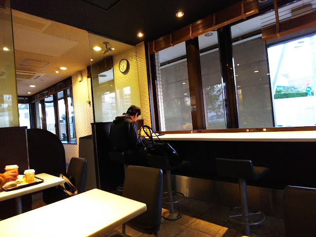 マクドナルド 十日市場店 - 横浜市